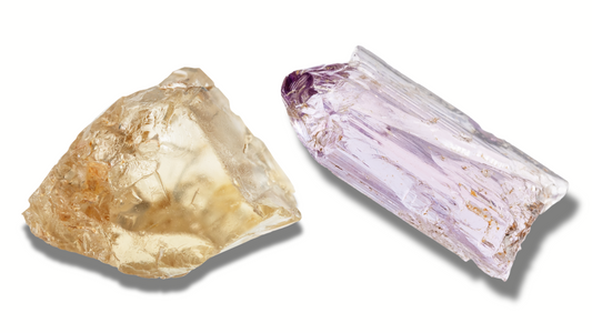 Scapolite : Minéralogie, vertus et bienfaits en lithothérapie