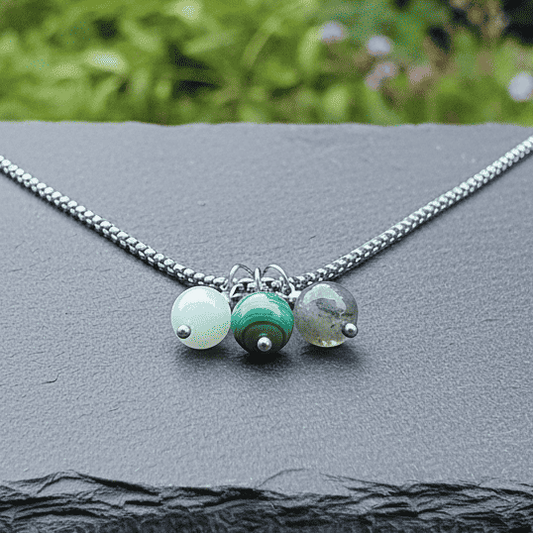 Collier 3 perles : Chrysoprase, Malachite, Agate mousse