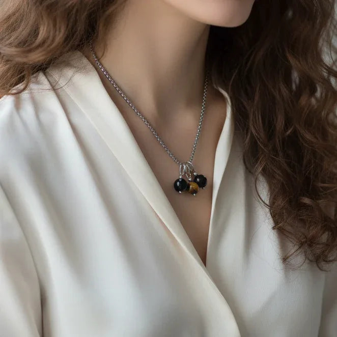 Collier 3 perles : Obsidienne mouchetée, Œil de Tigre et Obsidienne Œil Céleste