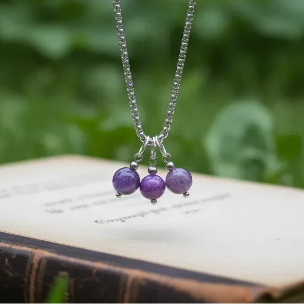 Collier 3 perles : Améthyste, Phosphosidérite et Lépidolite