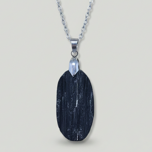 Pendentif en Tourmaline noire brute (PE2117)