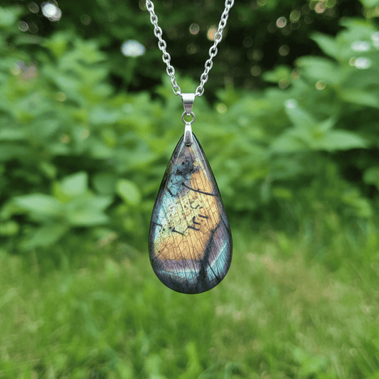 Pendentif en Labradorite multicolore (PE2138)