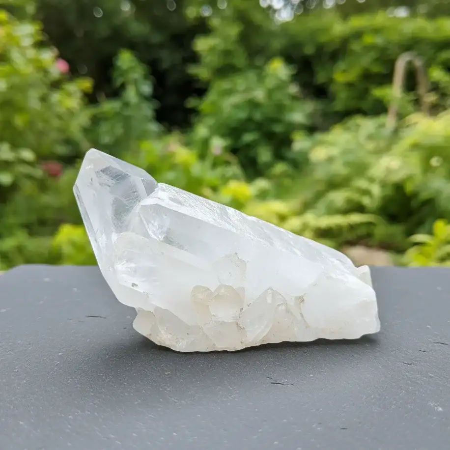 Amas de pointes de Cristal de Roche 196g (MB433 - 12)