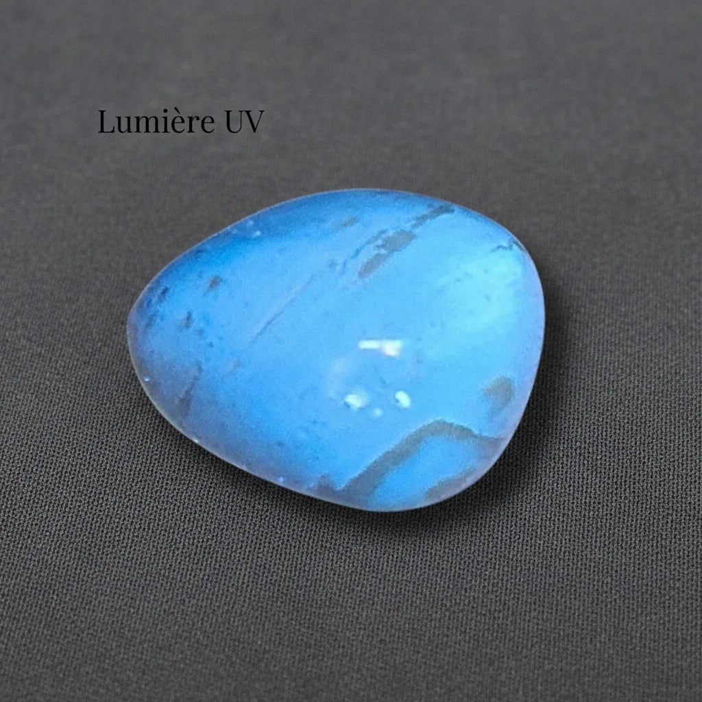 Ambre bleu - Pierre roulée (PRGFL708 - 3)