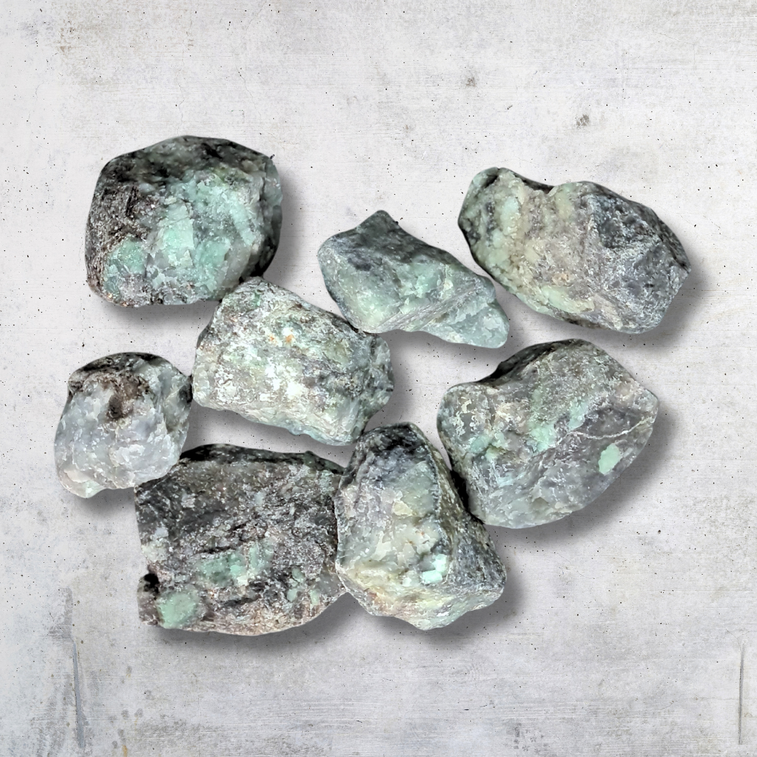 Biotite et Mica avec éclats d'Emeraude (MB372) - ENAE Minéraux