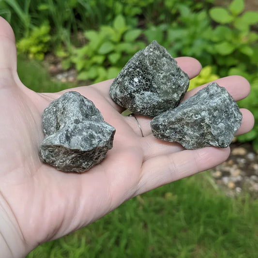 Biotite et Mica bruts