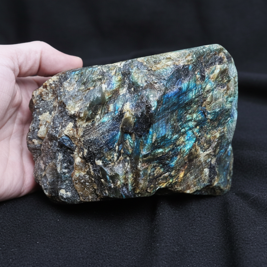 Bloc de Labradorite brut et poli 1357g (LAP352-3)