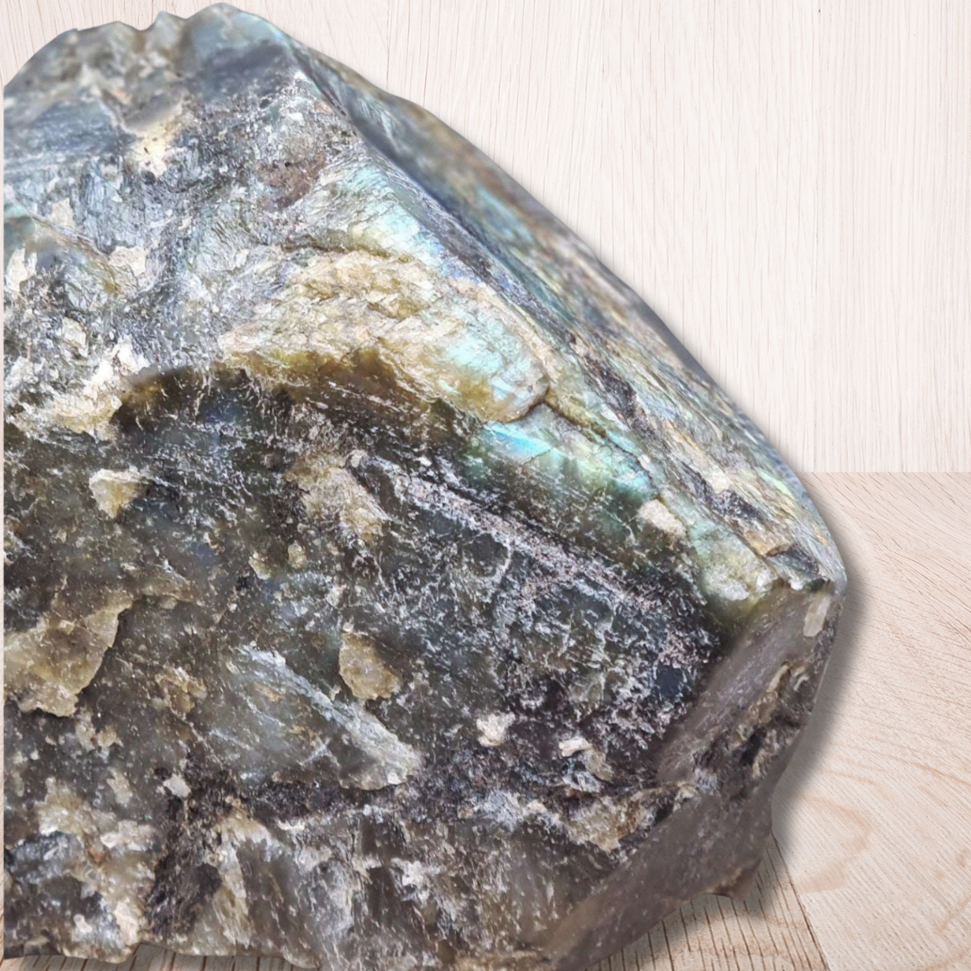 Bloc de Labradorite brut et poli 1357g (LAP352-3) - ENAE Minéraux