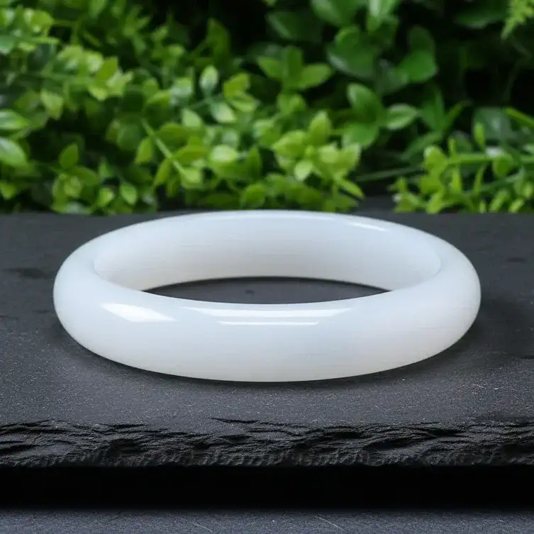 Bracelet jonc en Quartz blanc (BR401)
