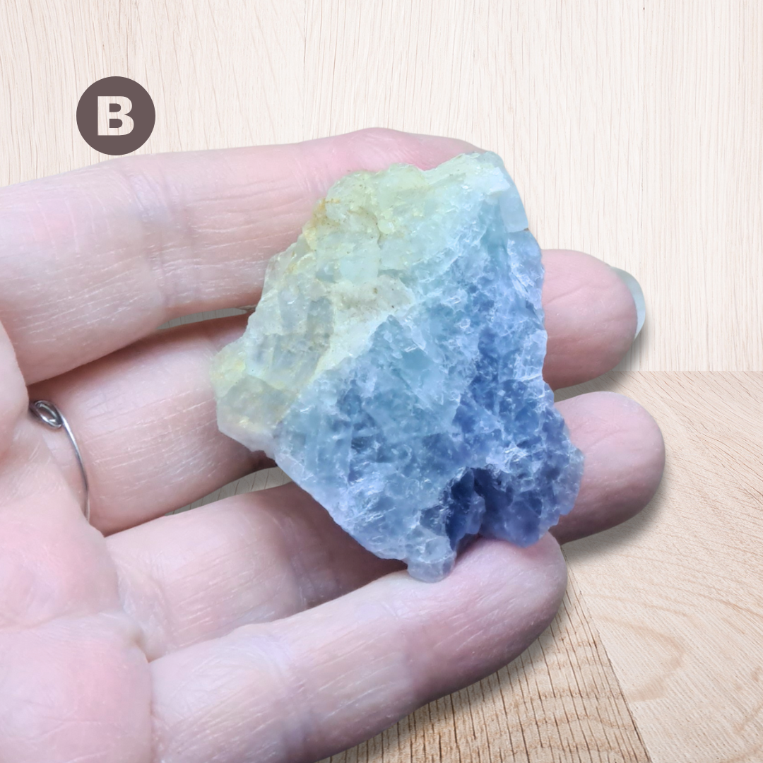 Calcite bleue brute au choix (MB556)