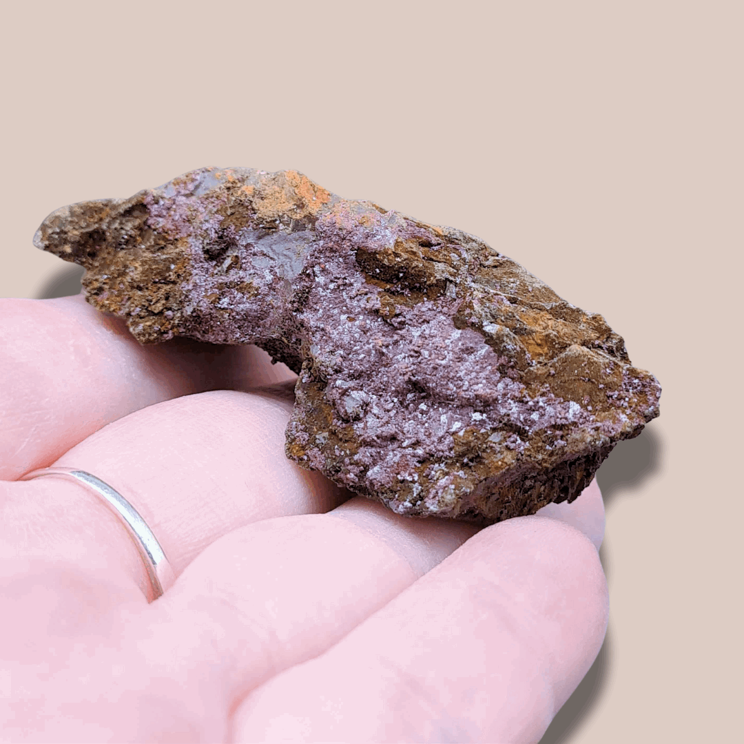 Chalcotrichite brute (Variété de Cuprite) (MB437)