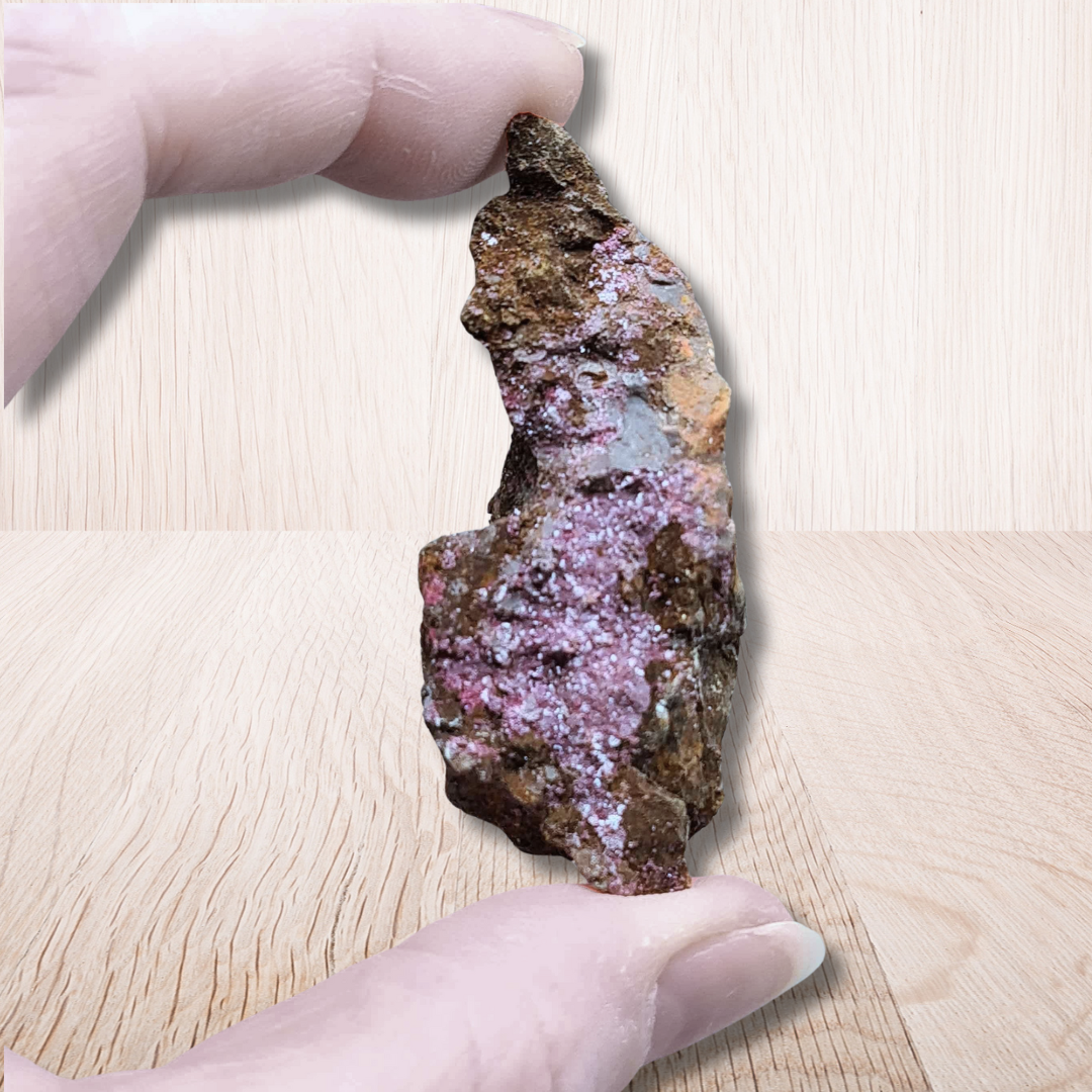 Chalcotrichite brute 30g (Variété de Cuprite) (MB437) - ENAE Minéraux
