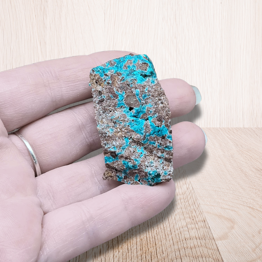 Dioptase, Calcite, Wulfénite et Shattuckite brute 30g (MB463) - ENAE Minéraux