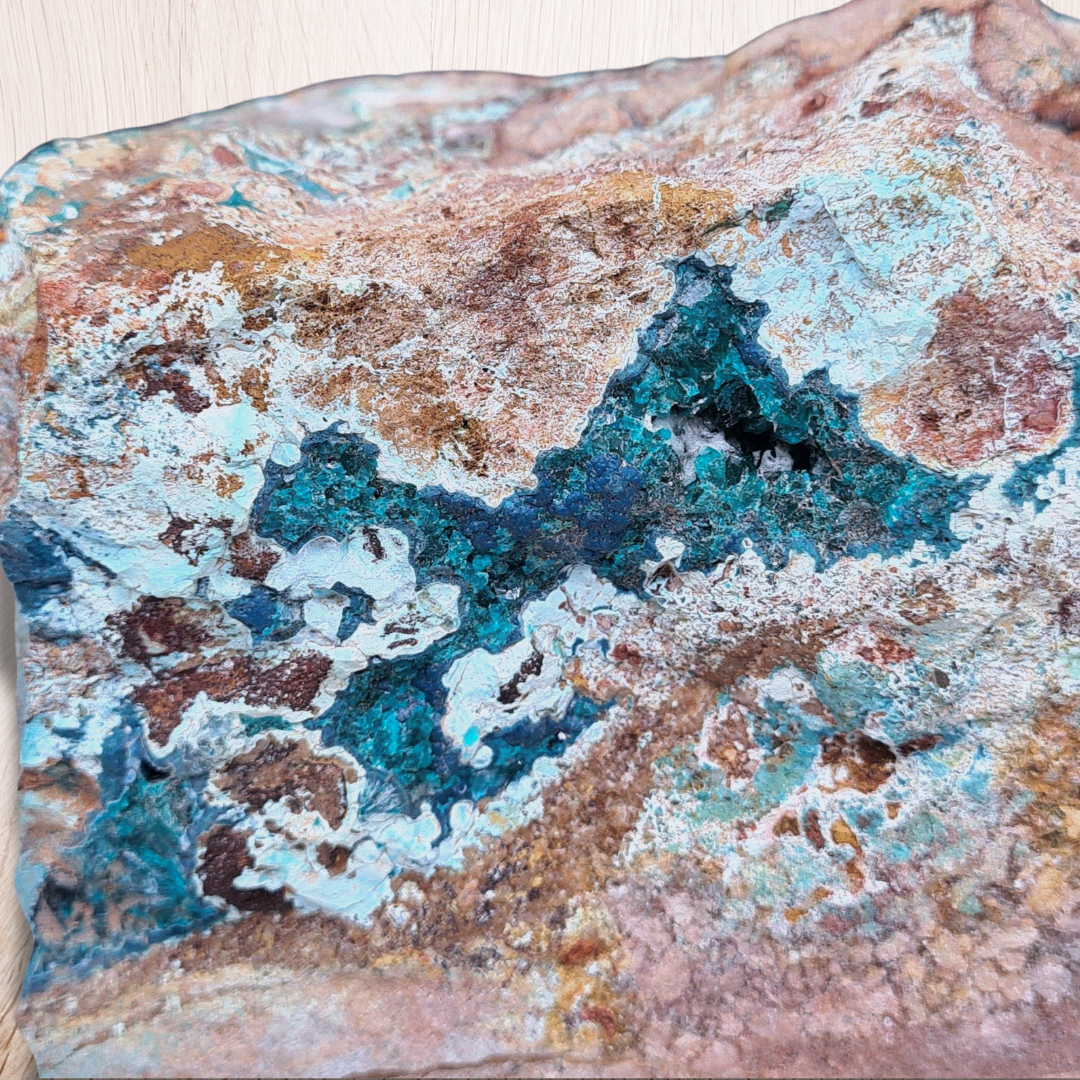 Dioptase brute avec Planchéite, Shattuckite, Cérusite 1157g (MB432-1) - ENAE Minéraux