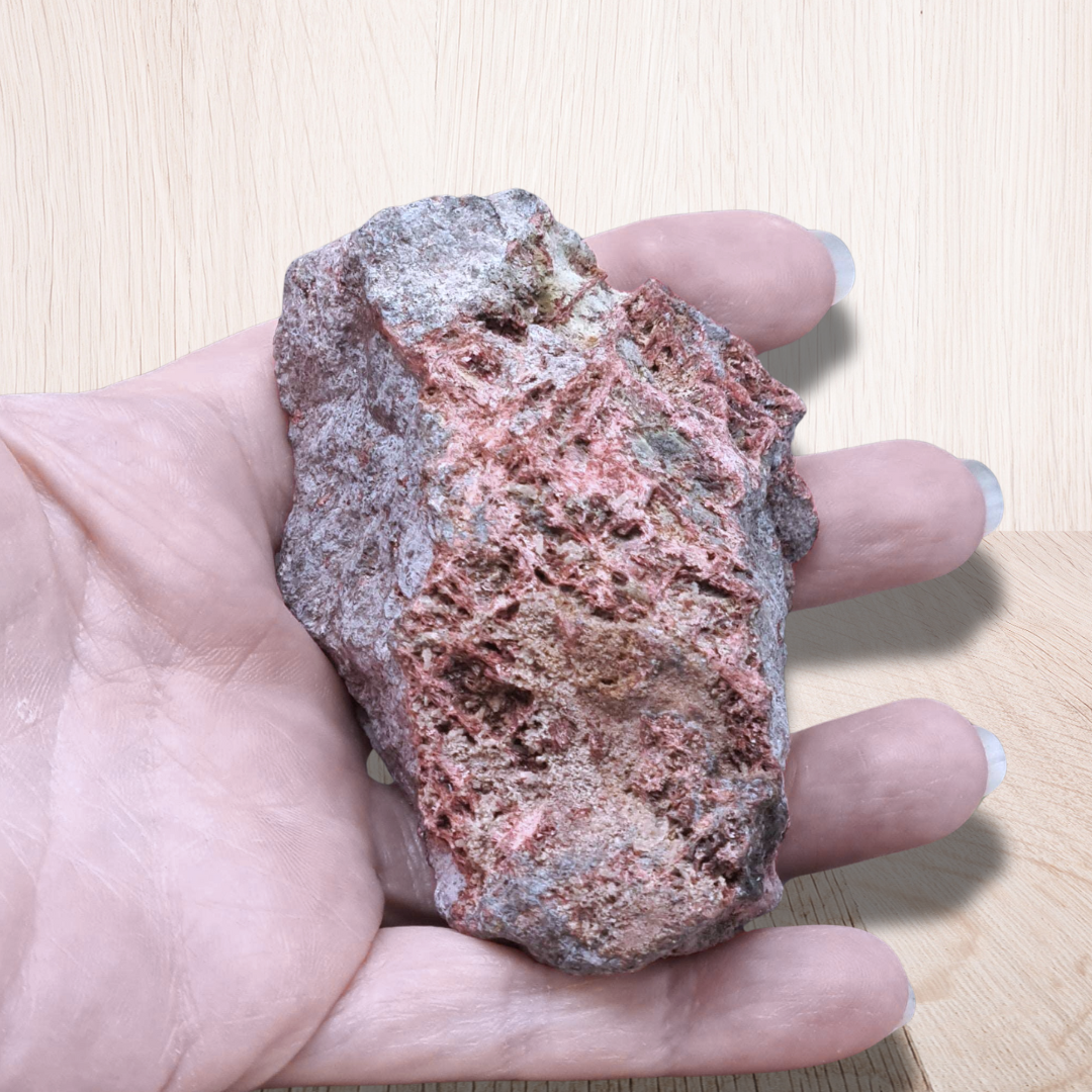 Erythrite sur Skuttérudite brute 358g (MB277-1) - ENAE Minéraux