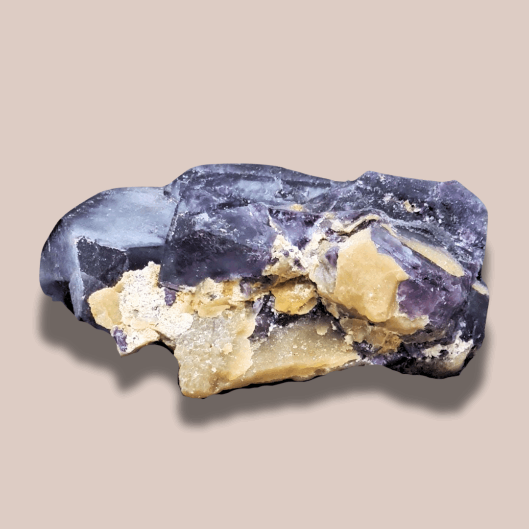 Fluorite violette foncée brute (MB403)