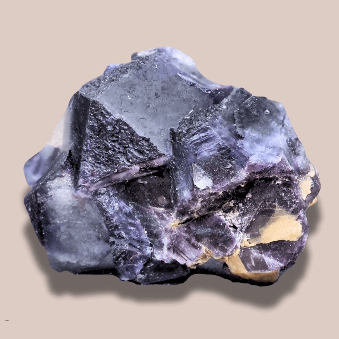 Fluorite violette foncée brute (MB403)