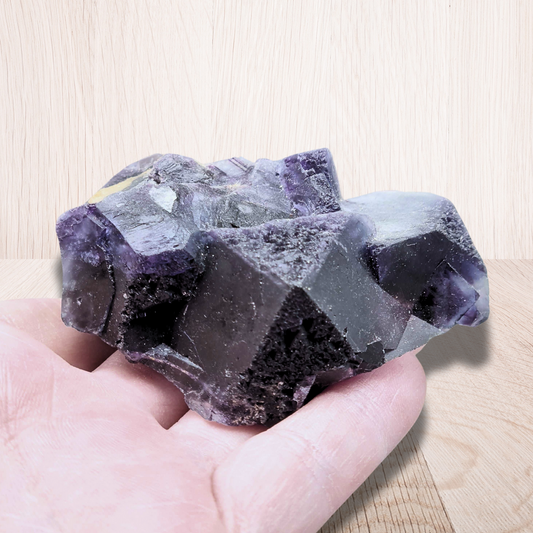 Fluorite violette foncée brute 157g (MB403) - ENAE Minéraux