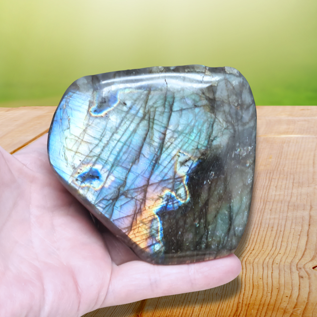 Forme Libre Labradorite 464g (PRGFL527-3) - ENAE Minéraux