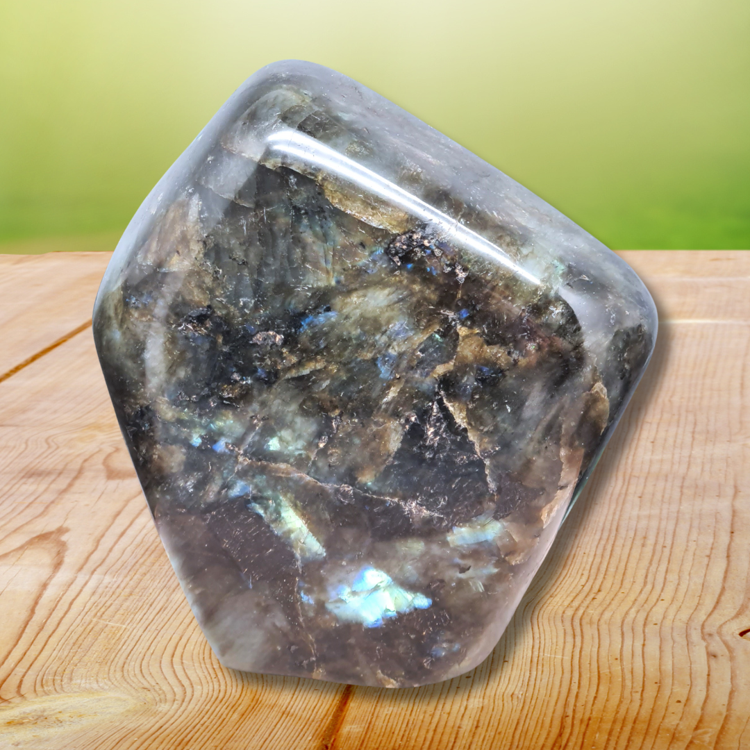 Forme Libre en Labradorite 939g (PRGFL527-4) - ENAE Minéraux
