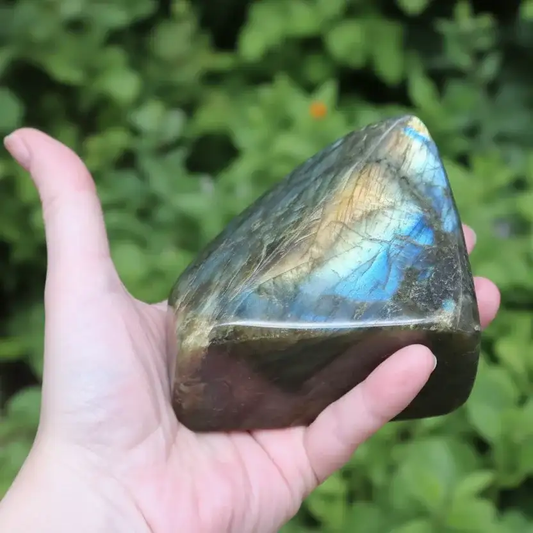 Forme libre polie en Labradorite 653g (PRGFL256 - 2)