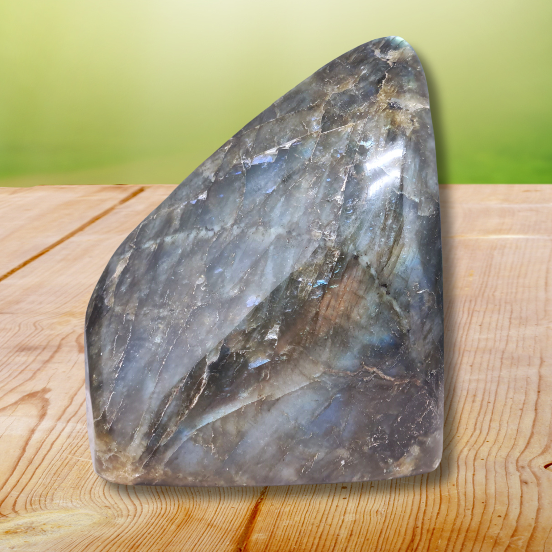 Forme libre polie en Labradorite 653g (PRGFL256-2) - ENAE Minéraux
