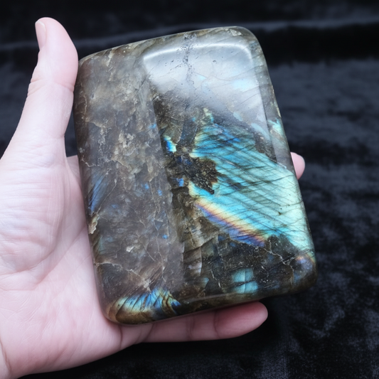 Forme Libre Labradorite 838g (PRGFL527-8)