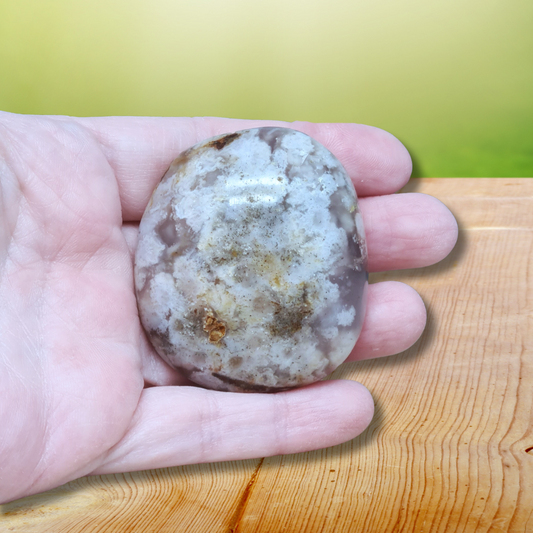 Galet en Agate Fleurs de cerisier 84g (PRGFL706)