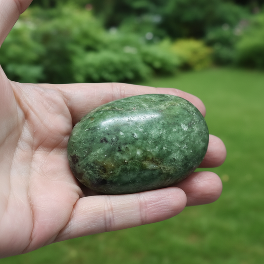 Galet en Chrysoprase 83g (PRGFL635-7)