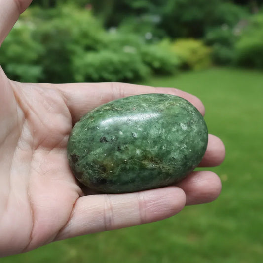 Galet en Chrysoprase 83g (PRGFL635-7)