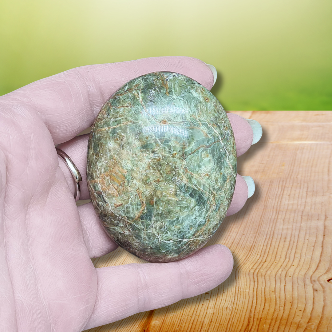 Galet en Chrysoprase 80g (PRGFL635-9)