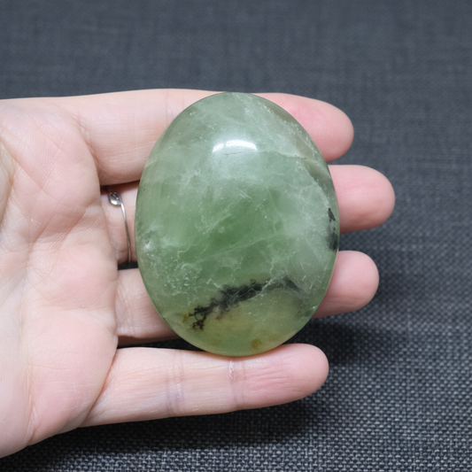 Galet poli en Fluorite verte 135g (PRGFL711)