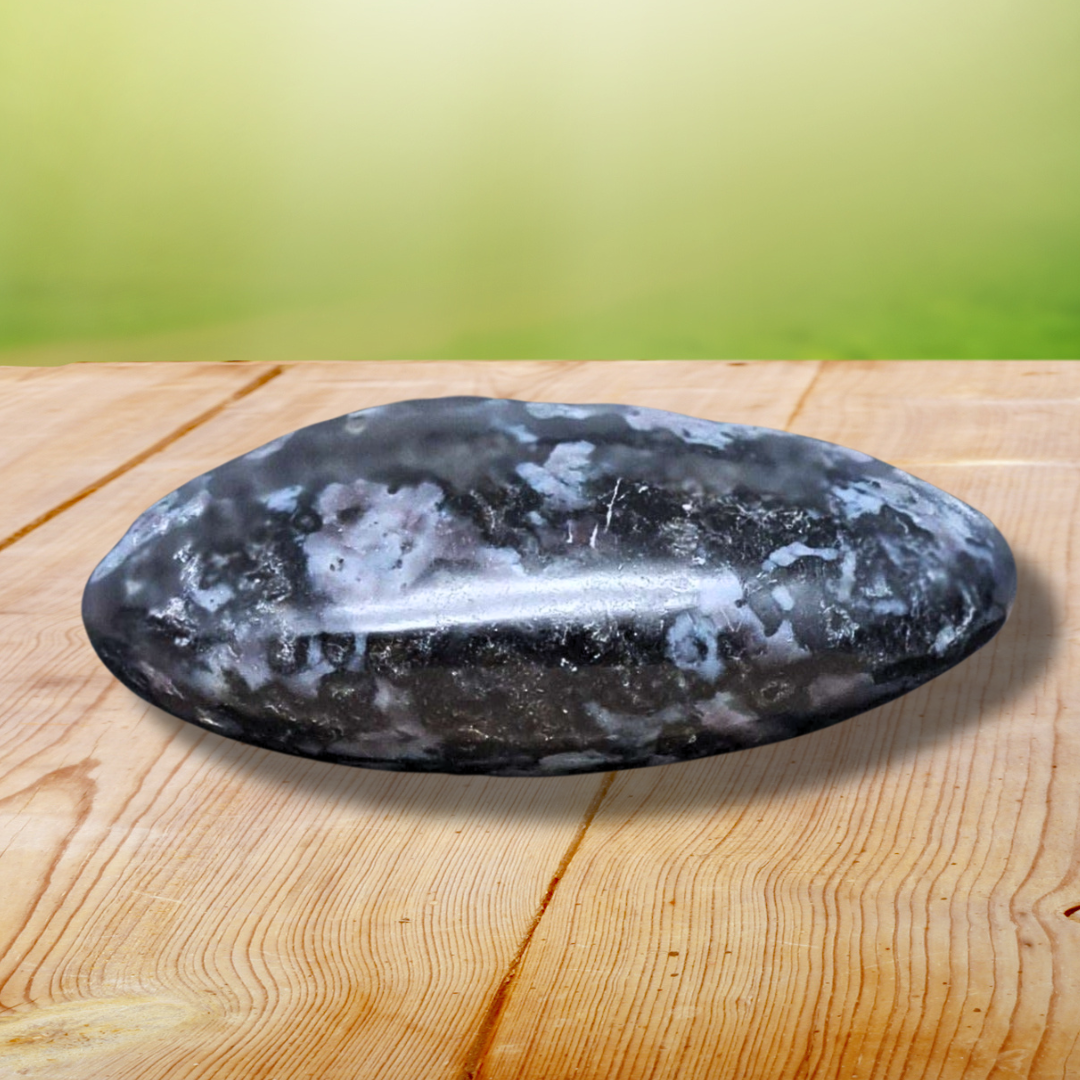 Galet en Gabbro 82g (PRGFL524-7)