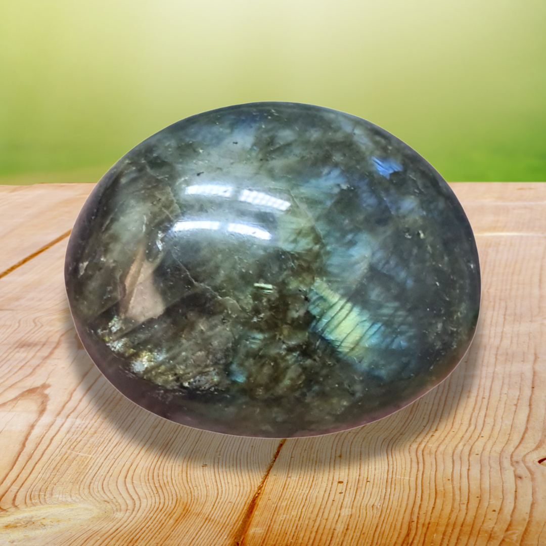 Galet poli en Labradorite (PRGFL342-8) - ENAE Minéraux