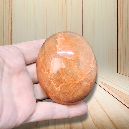 Galet en Pierre de Lune orange 193g (PRGFL716) - ENAE Minéraux