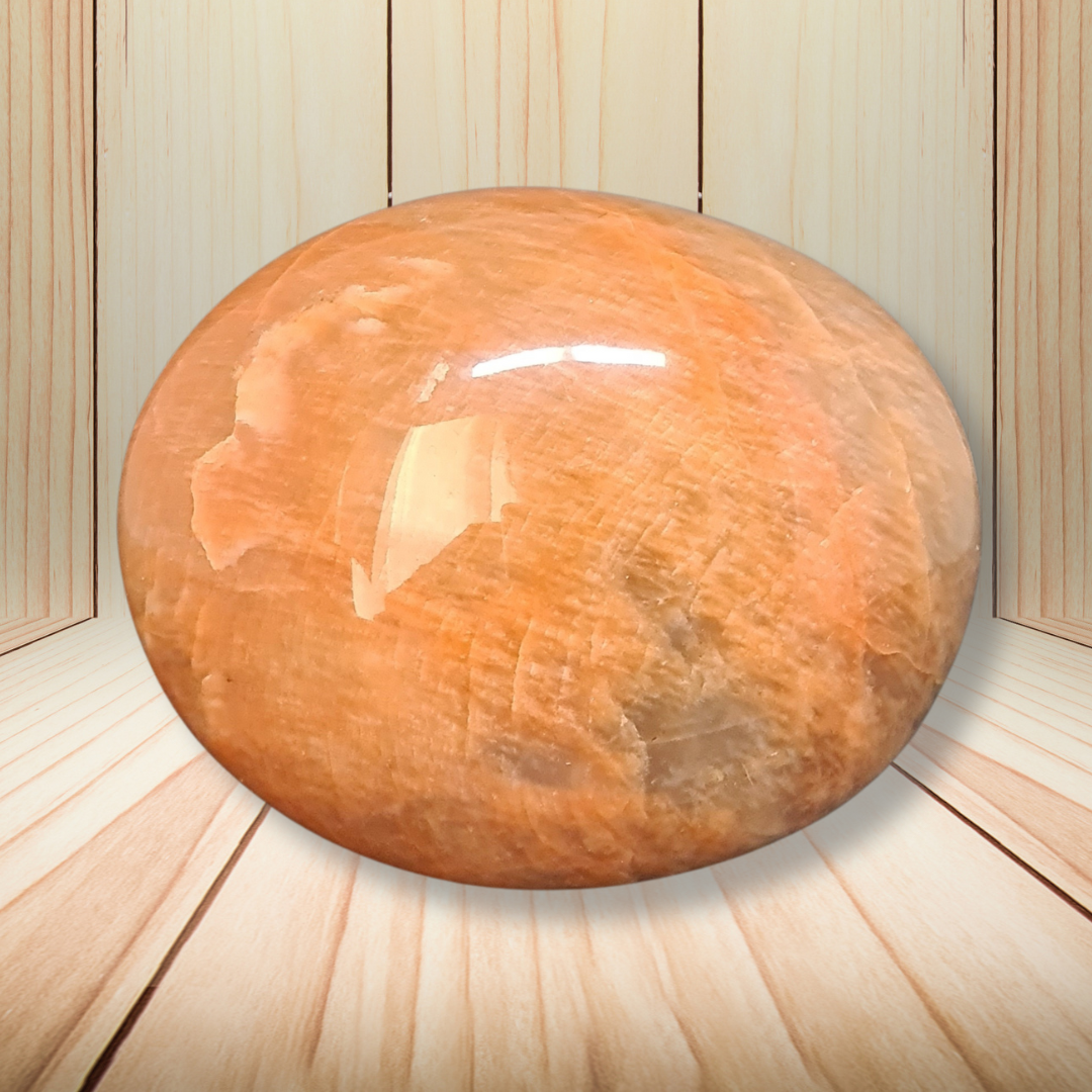 Galet en Pierre de Lune orange 193g (PRGFL716) - ENAE Minéraux