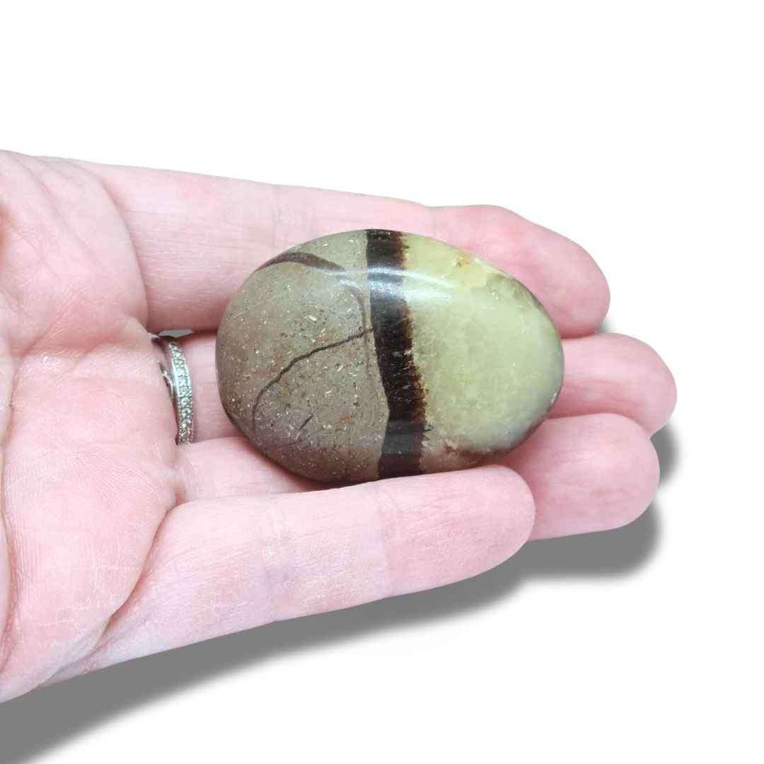 Galet poli en Septaria et Calcite jaune (PRGFL325-8)