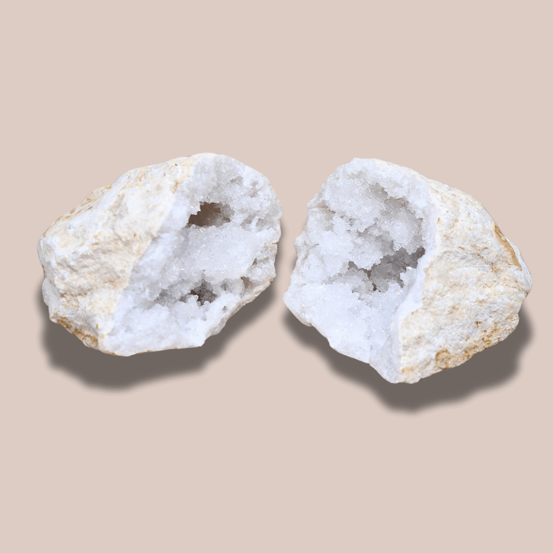 Géode complète de Cristal de Roche 628g (MB306-18)