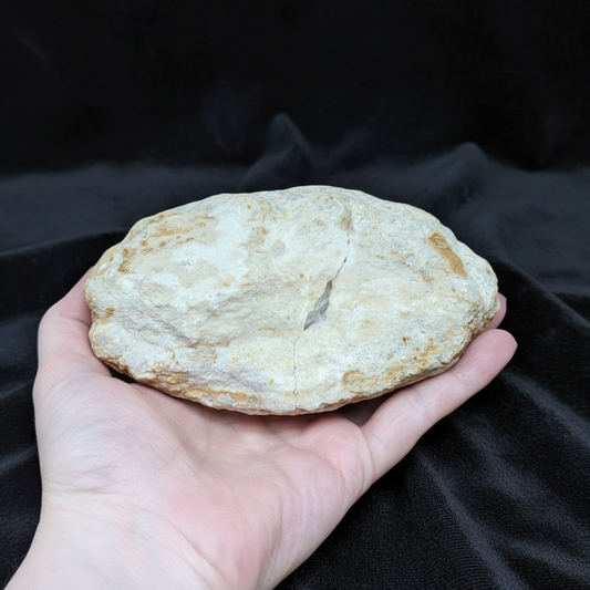 Géode complète de Cristal de Roche 628g (MB306-18)