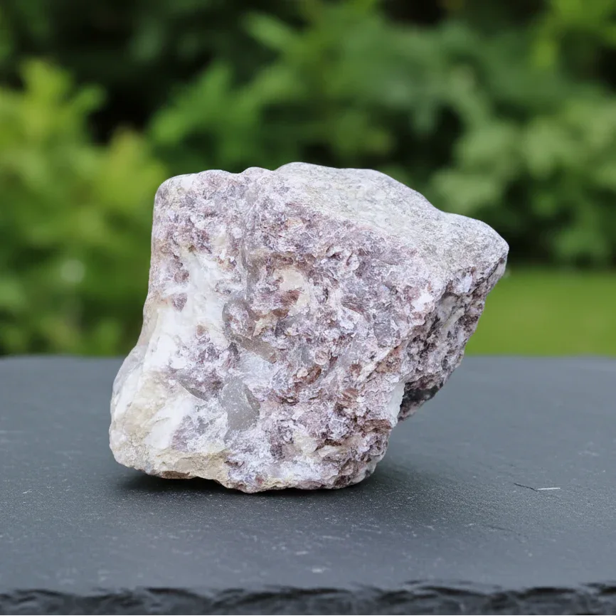 Lépidolite brute 173g (MB534 - 2)