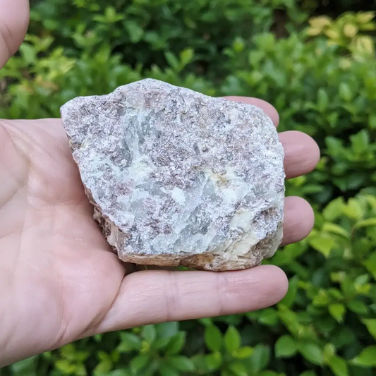 Lépidolite brute 173g (MB534 - 2)