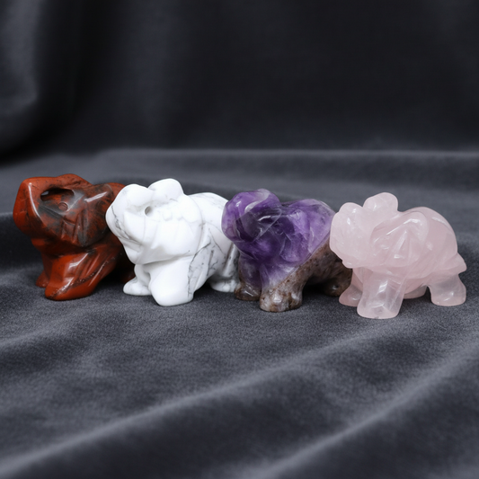 Lot de 4 éléphants en Quartz rose, Jaspe Rouge, Améthyste et Howlite (PRGFL346-70)