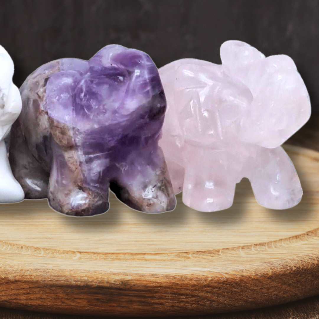 Lot de 4 éléphants en Quartz rose, Jaspe Rouge, Améthyste et Howlite (PRGFL346-70) - ENAE Minéraux