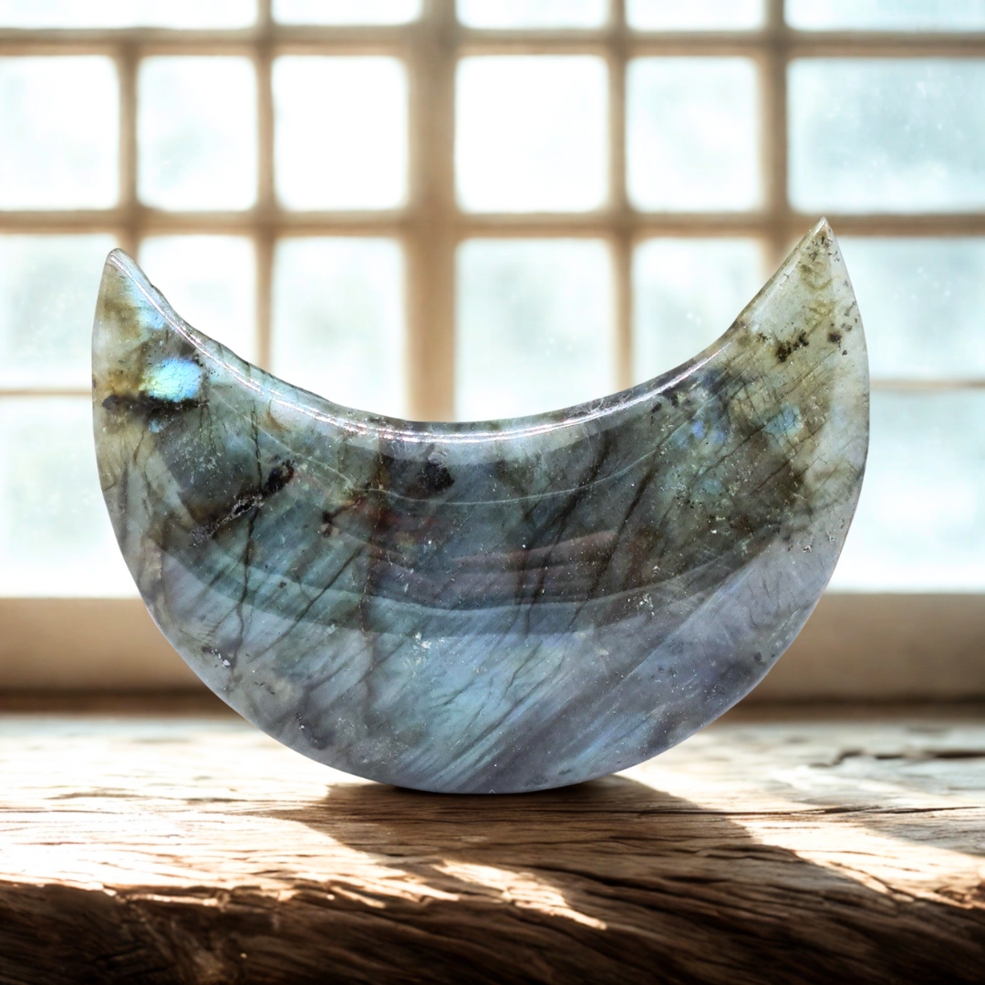 Lune polie en Labradorite 139g (PRGFL397-5)