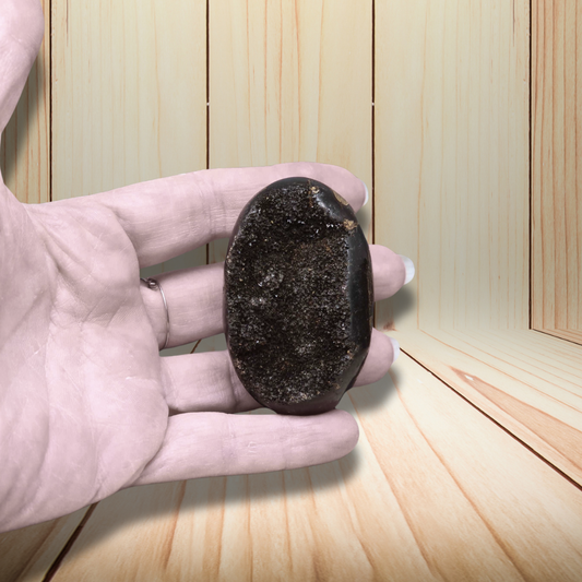 Œuf en Septaria brut et poli 83g (PRGFL588-2)