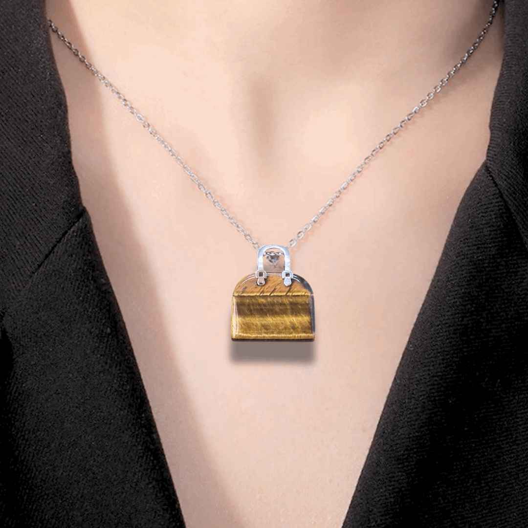 Pendentif Sac à main en Œil de Tigre (PE1837-2)