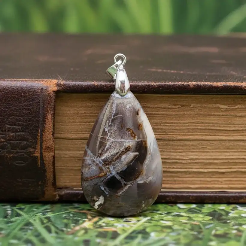 Pendentif en Agate bâton (PE1906)