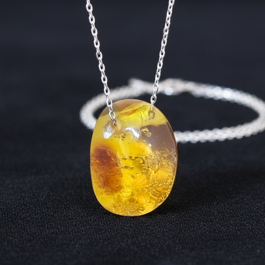 Collier en Ambre (COL20-26)