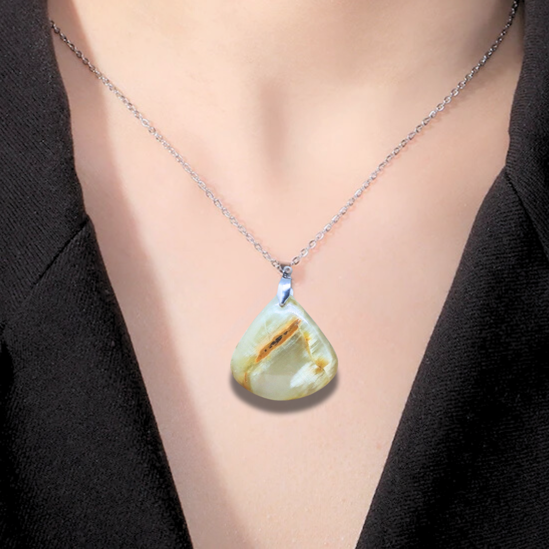 Pendentif en Aragonite et Calcite (PE1147-1) - ENAE Minéraux