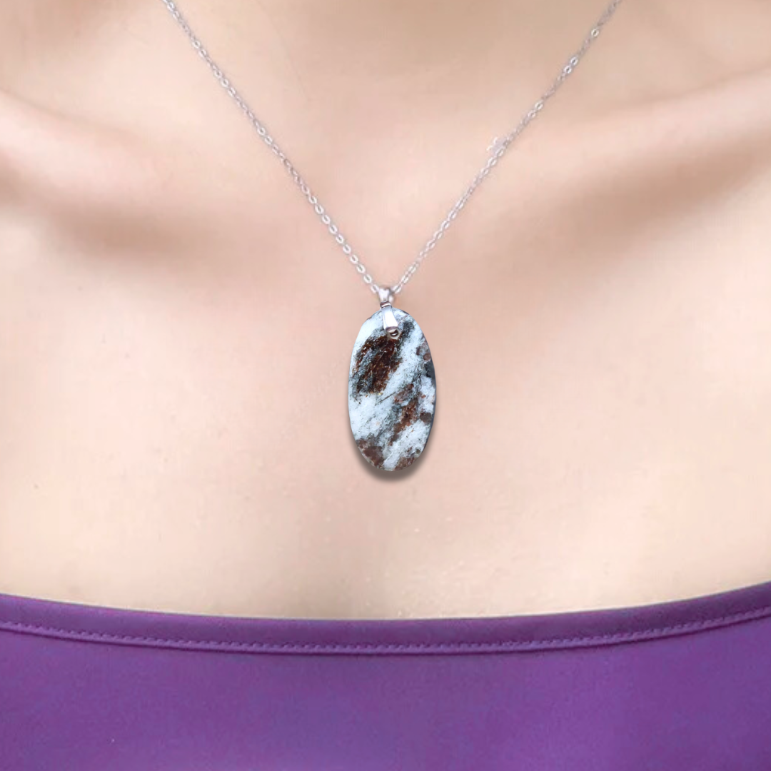 Pendentif en Astrophyllite (PE1174) - ENAE Minéraux